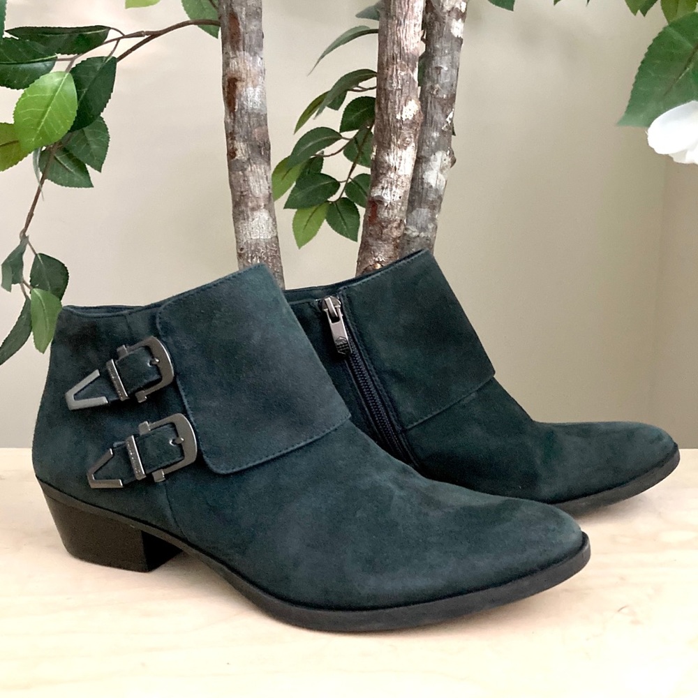 Vince Camuto Slate Blue Suede Booties, Size 8 - Picture 3 of 13